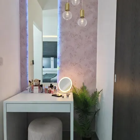 아파트 Meraki - One Bedroom 코스트레나
